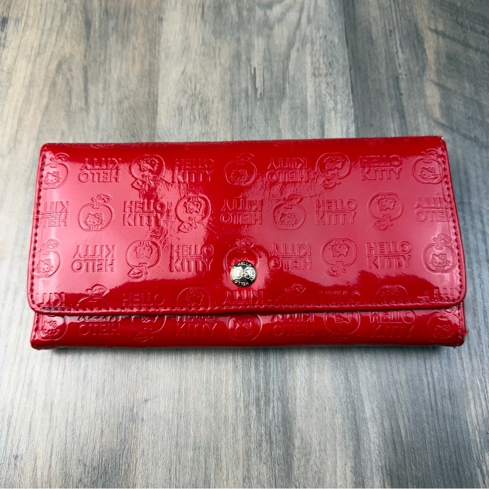 Sanrio Hello Kitty Red Patent Clutch Wallet